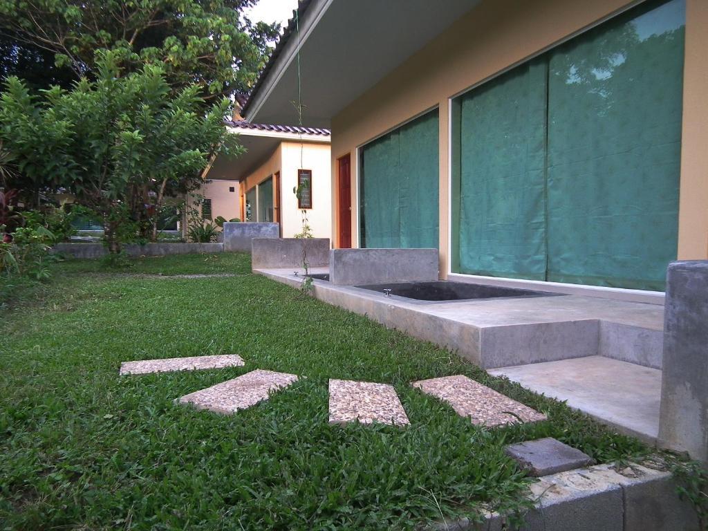 Villa De Mama Rawai Eksteriør bilde