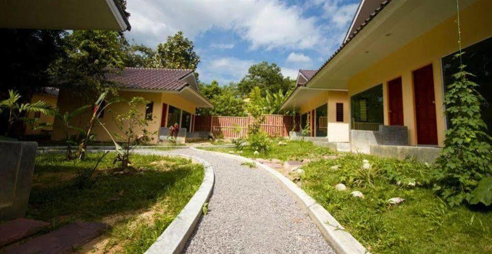 Villa De Mama Rawai Eksteriør bilde